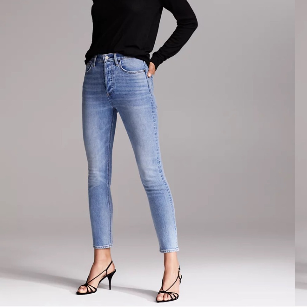 Aritzia Denim Forum Yoko High Rise. Size 26